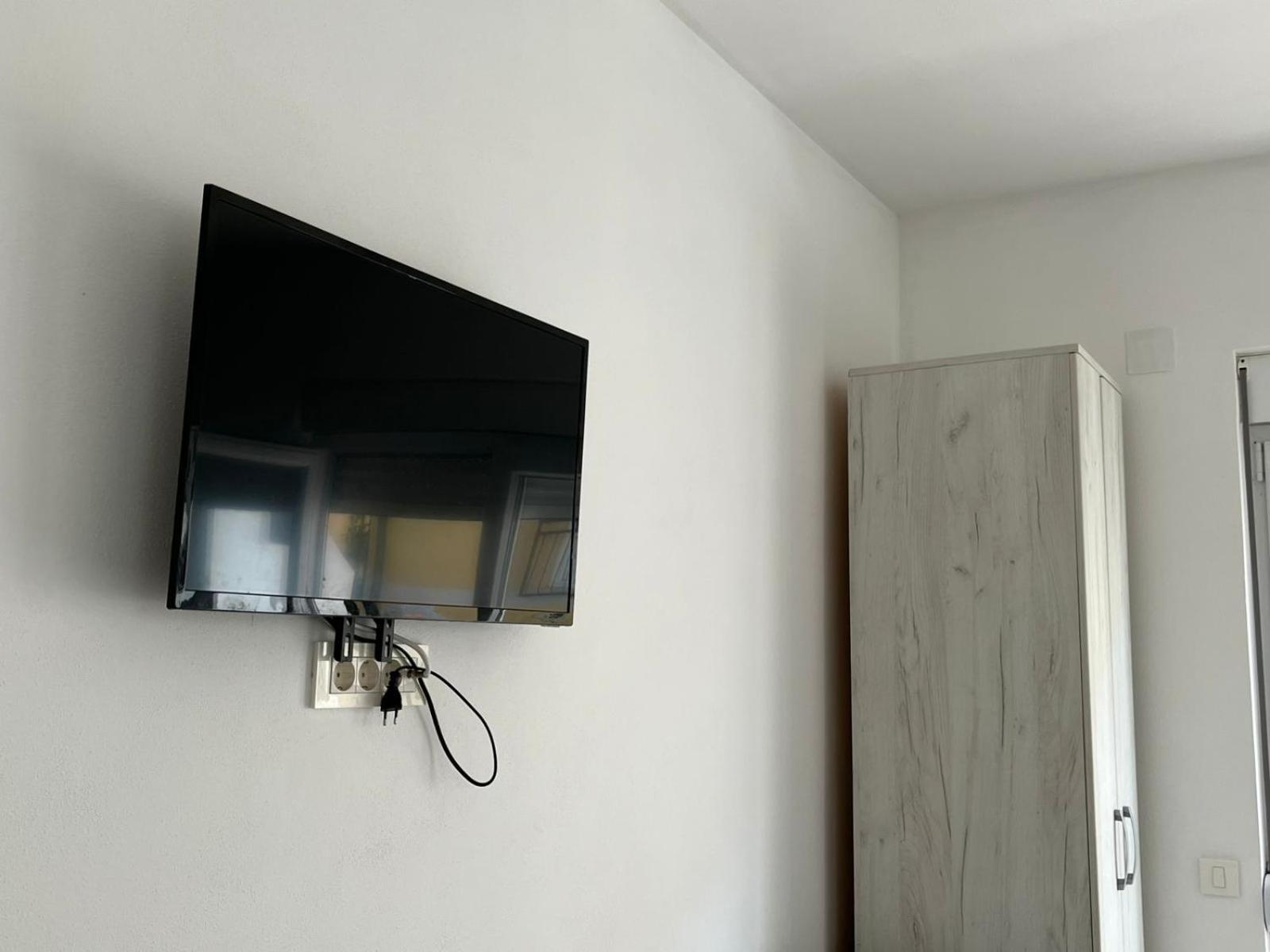 Apartmani Miljevci 苏托莫雷 外观 照片