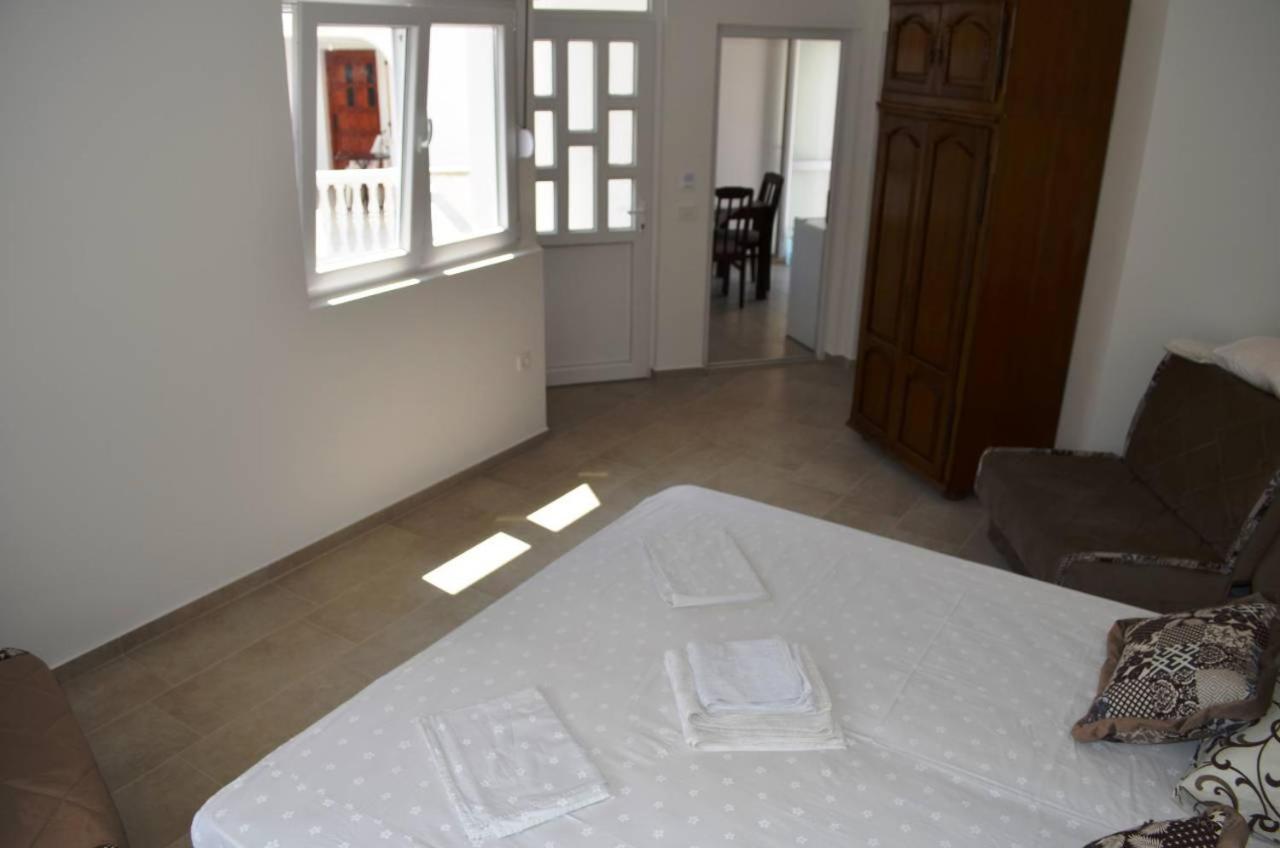 Apartmani Miljevci 苏托莫雷 外观 照片